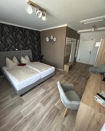Second Home Hotel Merseburg Esterno foto