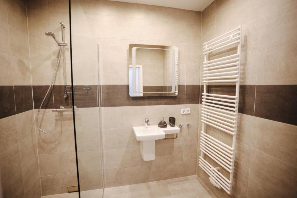 Second Home Hotel Merseburg Esterno foto